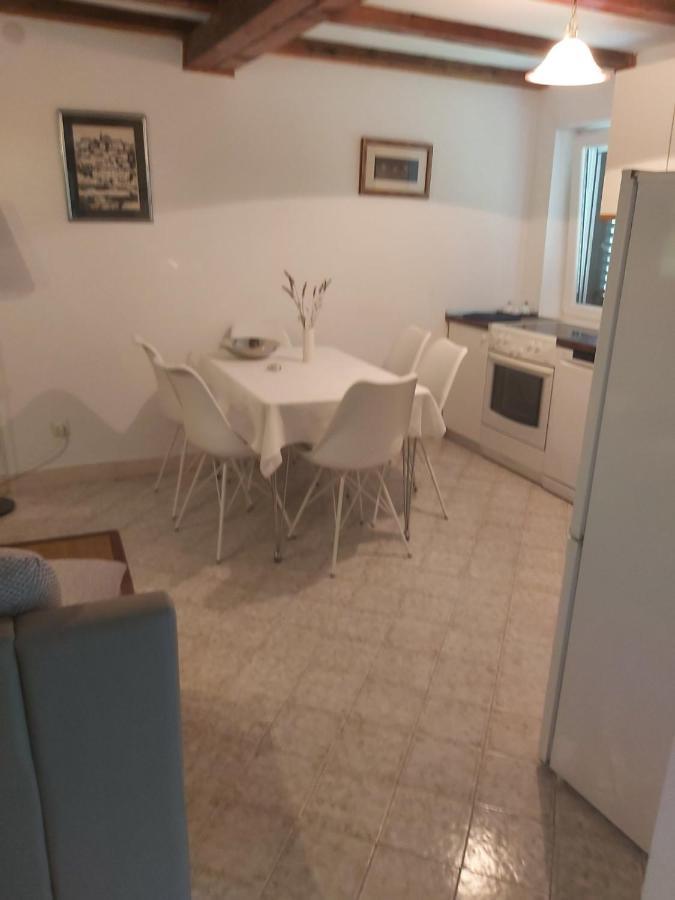 Holiday Home Olive Mill Млини Екстериор снимка