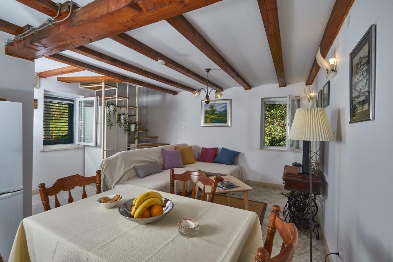 Holiday Home Olive Mill Млини Екстериор снимка